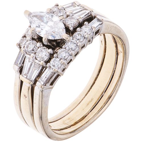 ANILLO CON DIAMANTES EN ORO BLANCO DE 14K con un diamante corte marquise ~0.30 ct Color: I-J y diamantes distintos cortes ~0.35 ct | RING WITH DIAMOND