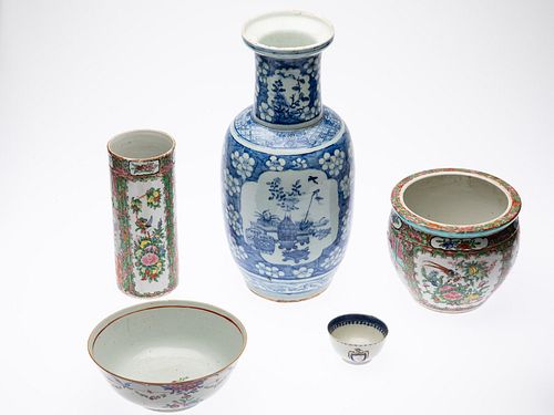 Group of Chinese Export Porcelain, 18th C and Later