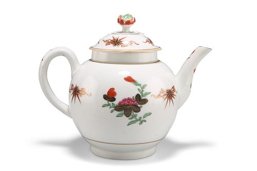 A WORCESTER TEAPOT AND COVER, CIRCA 1760, painted in coloured enamels with 