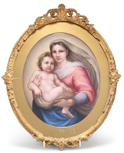A 19TH CENTURY CONTINENTAL PORCELAIN PLAQUE, oval, painted with Madonna and