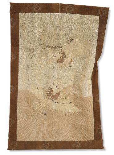 A LARGE JAPANESE EMBROIDERED WALL HANGING, MEIJI PERIOD, depicting two drag
