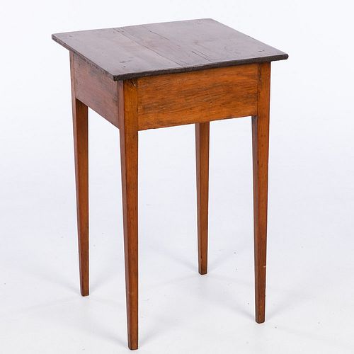 Small American Pine Country Table, 19th C