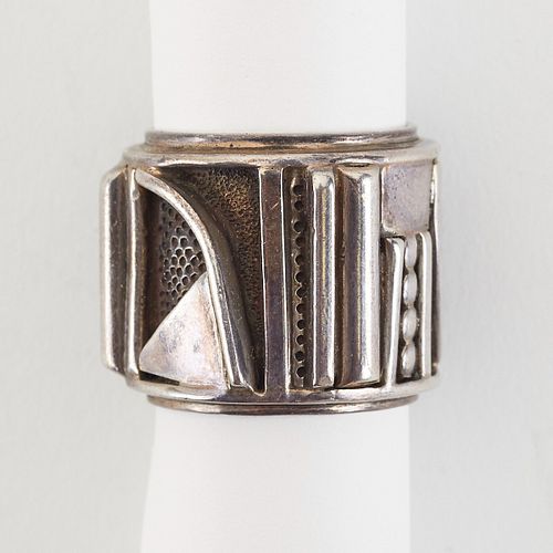 Eveli Sabatie Geometric Silver Ring