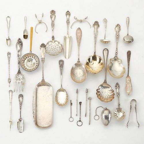 Grp: 25 Sterling Silver Serving Pieces