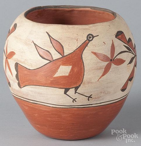 Native American Indian Zia pottery olla, 20th c., 6 3/4'' h.