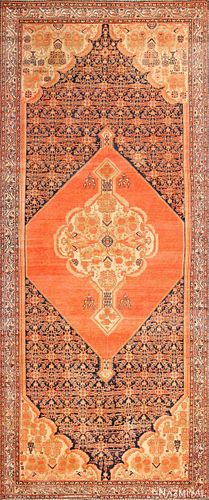 ANTIQUE PERSIAN MALAYER GALLERY CARPET. 15 ft 10 in x 7 ft 2 in (4.83 m x 2.18 m).