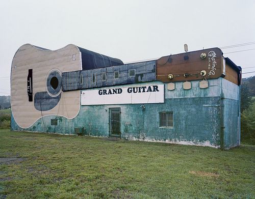 Jim Dow, The Grand Guitar Store, now closed. US 11W, Bristol, TN 2017