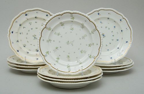 Set of Twelve English Porcelain Entrée Plates