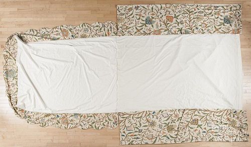 Crewelwork bedspread and canopy cover, 20th c. Provenance: The Estate of Mark and Joan Eaby