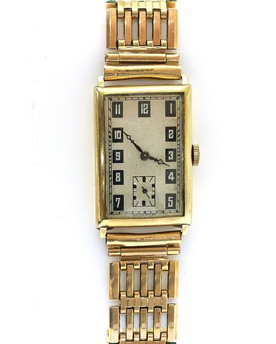 An Art Deco 9ct gold mechanical wristwatch,