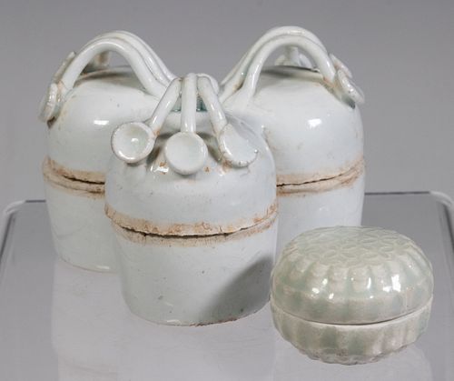 (2) SMALL CHINESE SONG DYNASTY PALE CELADON CONTAINERS