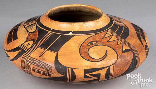 Large Hopi Indian polychrome Sikyatki style vessel