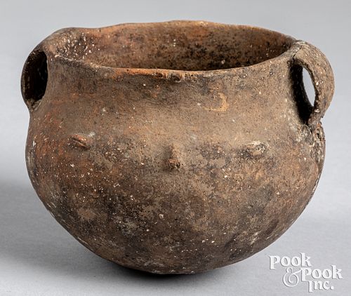Native American Indian, prehistoric pottery vessel