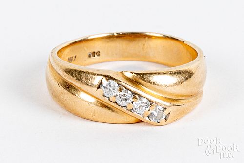 14K gold and diamond ring, 3.9dwt, size 10.