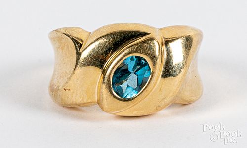 14K gold and stone ring, 5.7dwt, size 8.