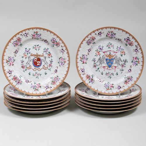 Set of Twelve Samson Porcelain Armorial Dessert Plates