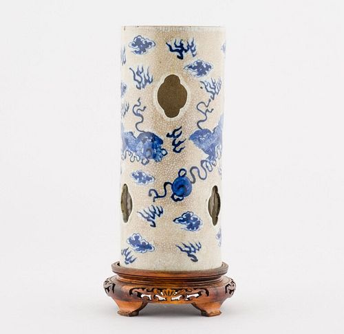 Chinese Porcelain Hat Stand Vase