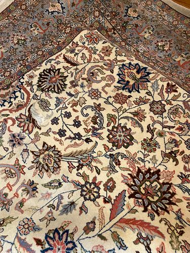 Ballroom Size Hand knotted Oriental Rug 