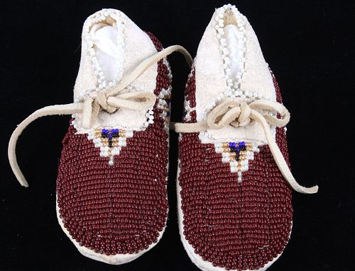 Northern Cheyenne Indian Beaded Child Moccasins