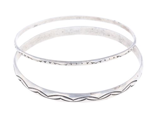 Navajo Tooled Sterling Silver Bangle Bracelet Pair