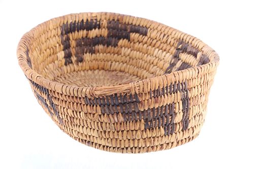Papago Tohono O'odham Bear Grass Corn Basket