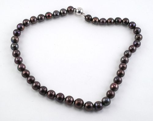 Tahitian Bronze Pearl Necklace