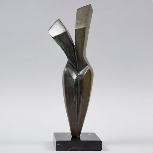 CELIA SITTON. Torso femenino. Firmado y fechado 93. Escultura en bronce 2/3. Con base de mármol negro. 30 cm de altura.