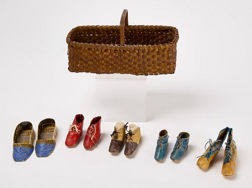 Early Basket with 5 Pairs of Early Doll Shoes