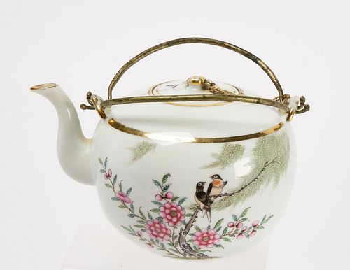 Chinese Porcelain Teapot