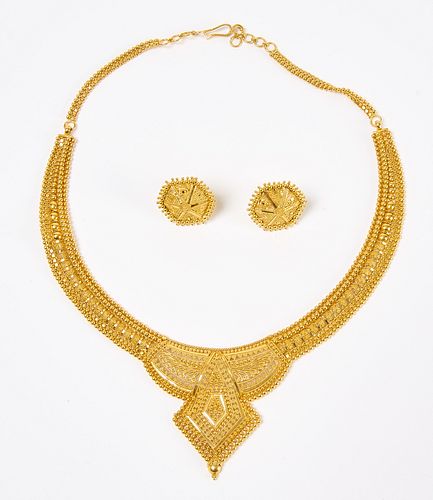 22kt Ornate Gold Filigree Necklace and Earrings