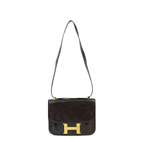 HERMÈS Constance Shoulder bag in Brown Leather