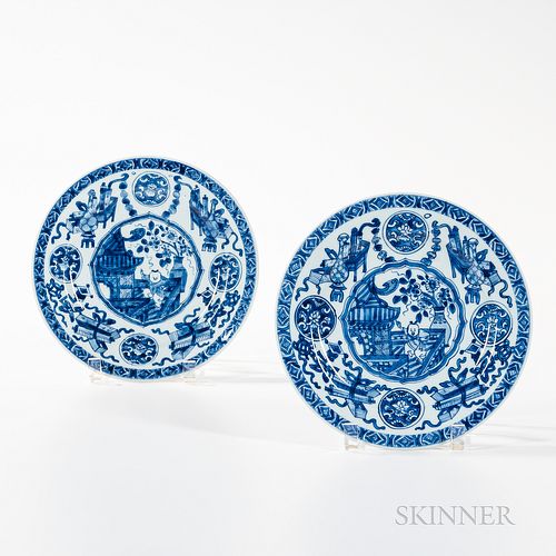 Pair of Blue and White Export Porcelain Plates