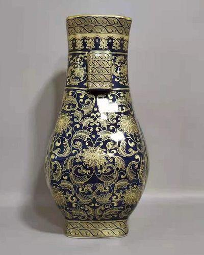 A Pair of Porcelain Vases