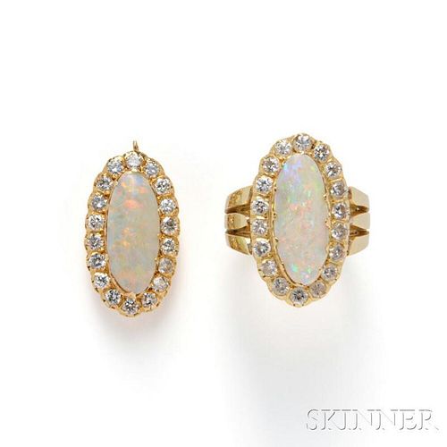Two 18kt Gold and Opal Jewelry Items