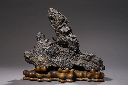 Qing, A Lingbi Stone Boulder