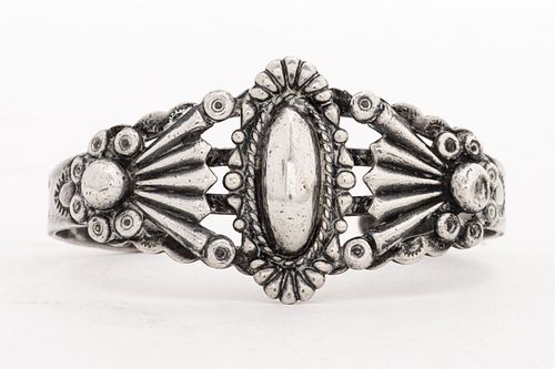 Native American Navajo Silver Cuff Bangle Bracelet