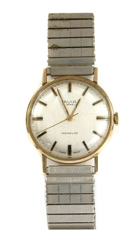 A gentlemen's 9ct gold Avia mechanical bracelet watch,