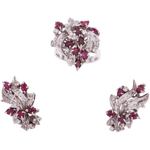 SET OF RING AND PAIR OF EARRINGS WITH RUBIES AND DIAMONDS, IN 12K WHITE GOLD AND PALLADIUM SILVER Weight: 14.8 g | JUEGO DE ANILLO Y PAR DE ARETES CON