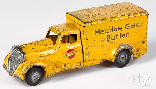 Metalcraft Meadow Gold Butter delivery truck