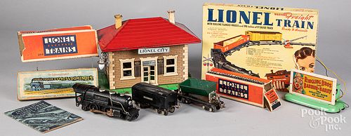 Lionel #259 train locomotive and tender, O gauge
