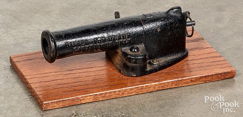 French cast iron signal cannon