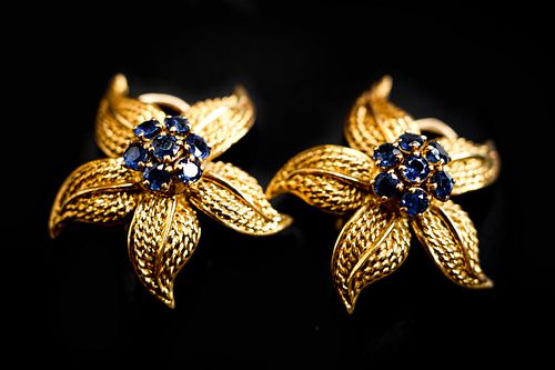 A Pair of Verger Freres 18K Yellow Gold Leaf Earrings