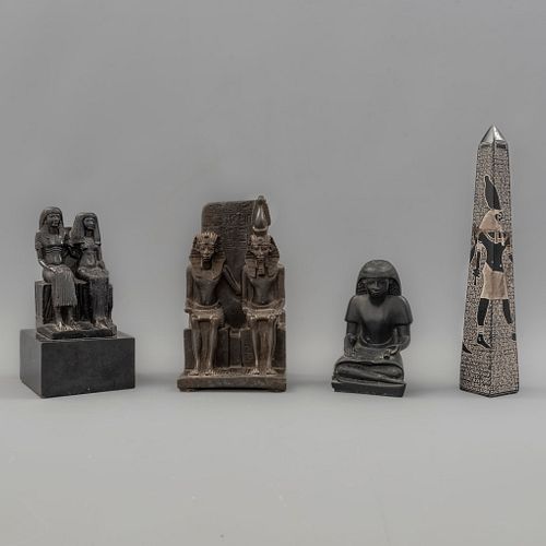 Lote de deidades egipcias. SXX. Elaboradas en material pétreo y resina moldeada y policromada. Piezas: 4