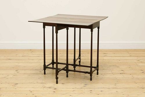 A George III mahogany drop-leaf gateleg side table,