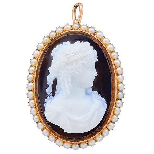 ANTIQUE CARVED CAMEO AND PEARL PENDANT/BROOCH