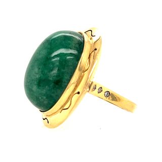 18k Oval Emerald Ring