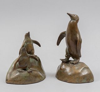Después de McClelland Barclay. 2 Esculturas de pingüinos. Fundiciones en bronce. Marcados.