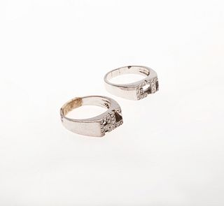 Dos anillos con diamantes en oro blanco de 14k. 33 diamantes corte 8 x 8. Talla: 7 y 8. Peso: 13 g.