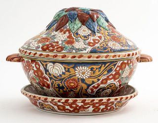 Chinese Export Porcelain Tureen & Plate