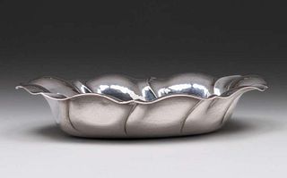 Dutch Arts & Crafts Hand Hammered 800 Silver Fruit Bowl c1910s